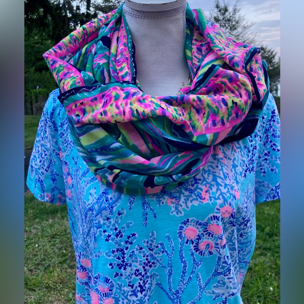 Lilly Pulitzer Vibrant Tropical Print Infinity Scarf Resort Luxury Vintage EUC - Picture 14 of 14